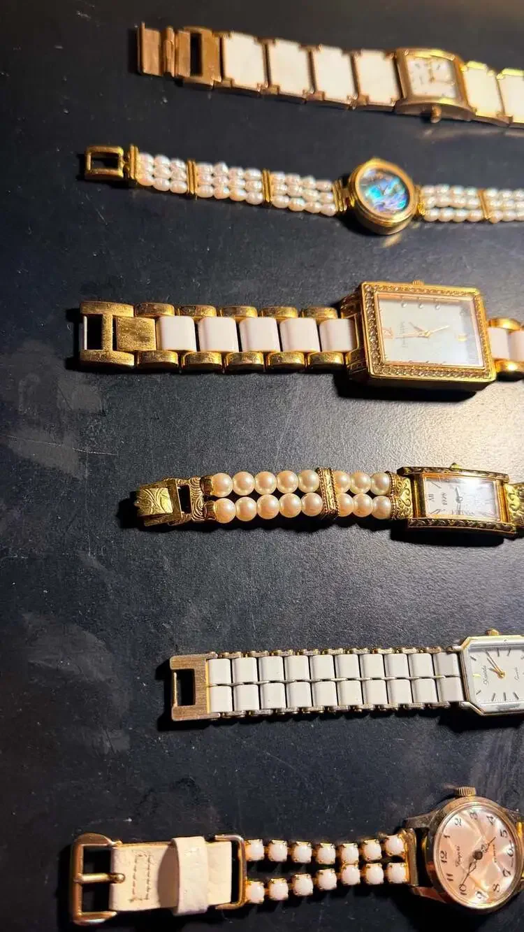 Collection of 6 Vintage Ladies Quartz Wristwatches